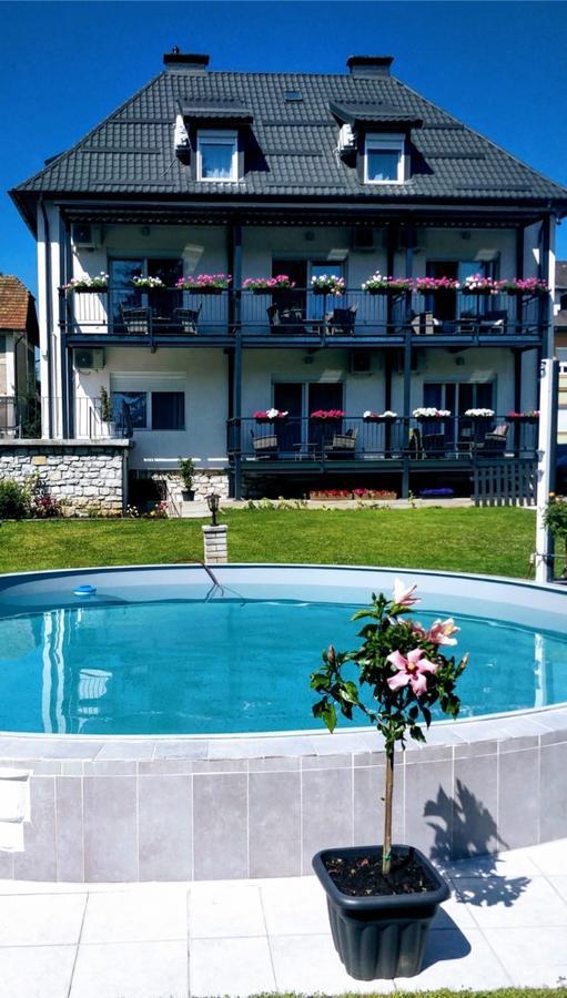 Enjoyit Rooms Фельден-ам-Вёртер-Зе Экстерьер фото